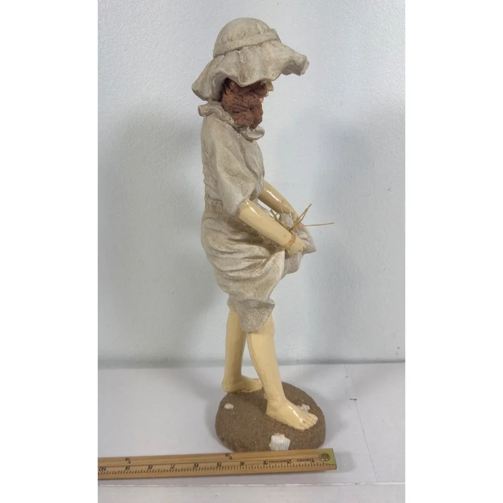 Vintage Style Girl with Seashells Figurine 18